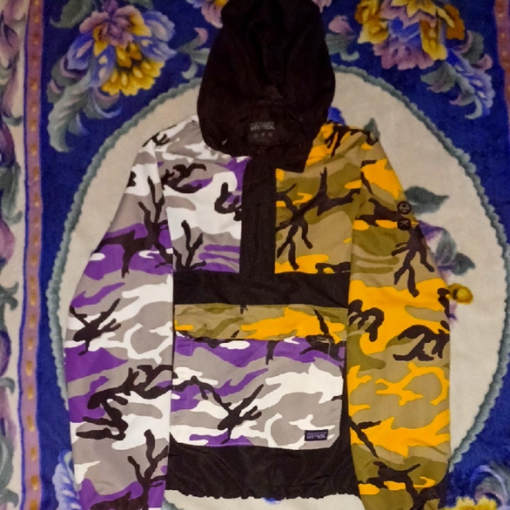 Rothco Vitriol Nylon Zip Hood Colorful Camo Windbreaker Jacket Mens Medium